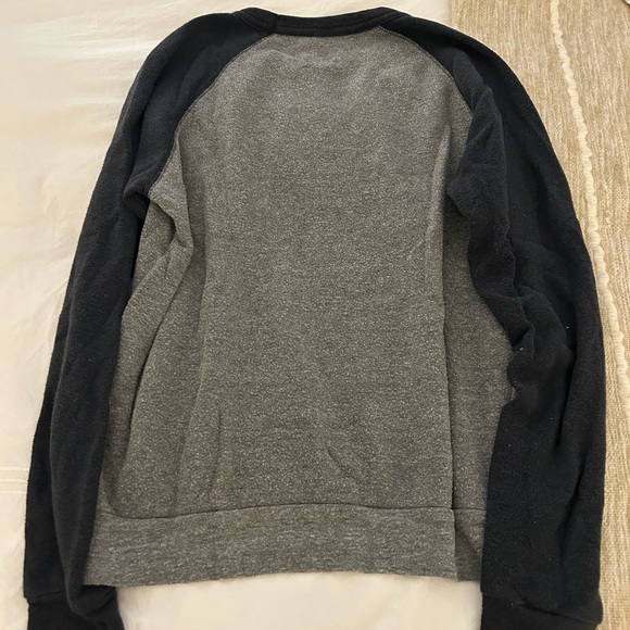 Soulcycle sweatshirt style no longer made! So comfy! - Picture 3 of 3